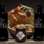 Cesta de Aceite Lo Canetà, almendras y miel de Las Dehesas